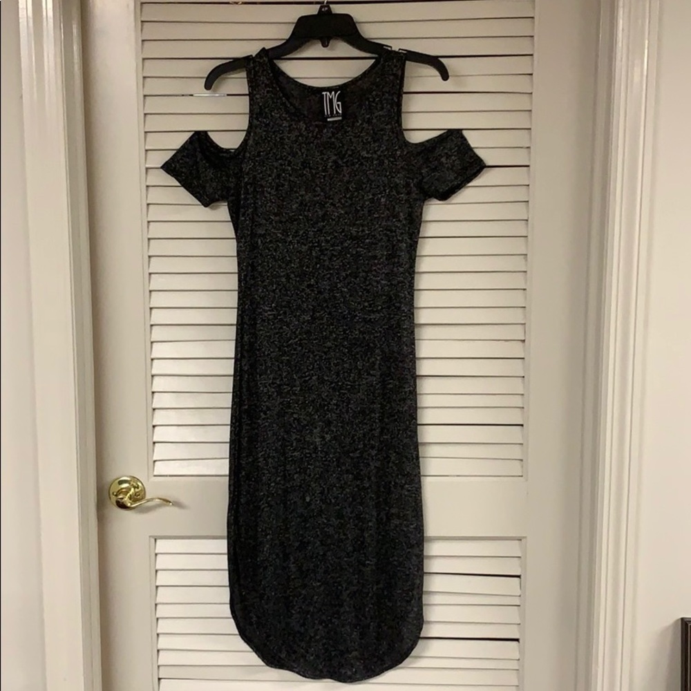 Grey maxi dress with shoulder cut out